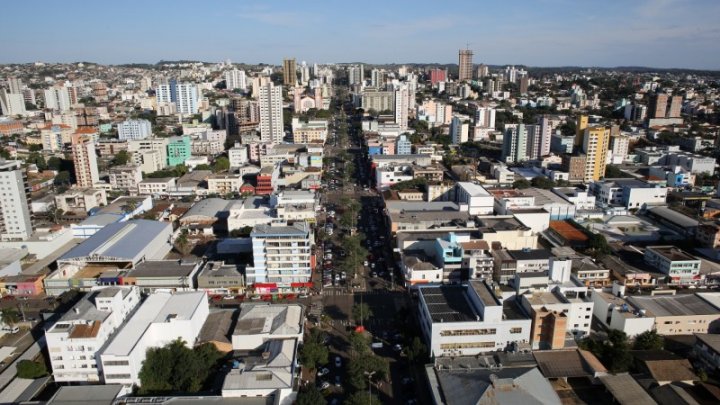 Aeroporto cresce com Chapecó e evidencia o trabalho compartilhado entre o Poder Público Municipal e a sociedade organizada