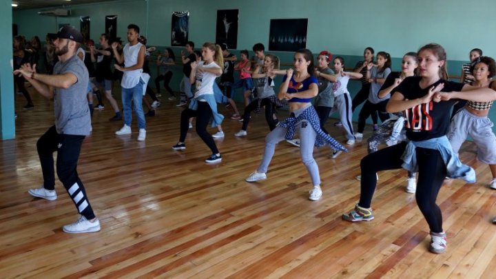 Workshop de Danças Urbanas reúne bailarinos da região