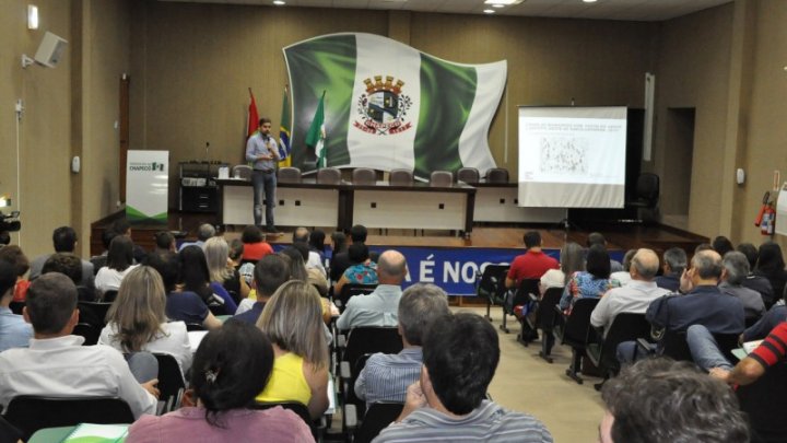 Encontro de Chapecó discute formas de combater mosquito Aedes aegypti