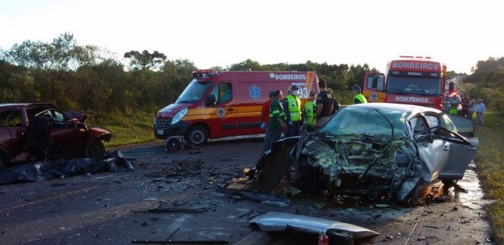 Grave acidente deixa cinco mortos nas BR-282