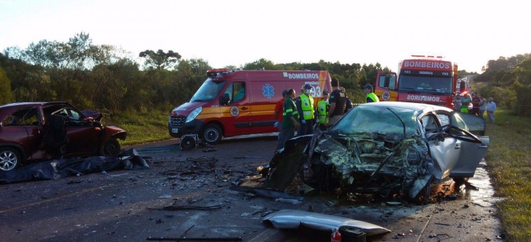 Grave acidente deixa cinco mortos nas BR-282