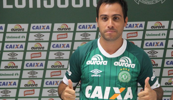 Como divulgado em primeira mão aqui Chapecoense apresenta argentino Alejandro Martinuccio