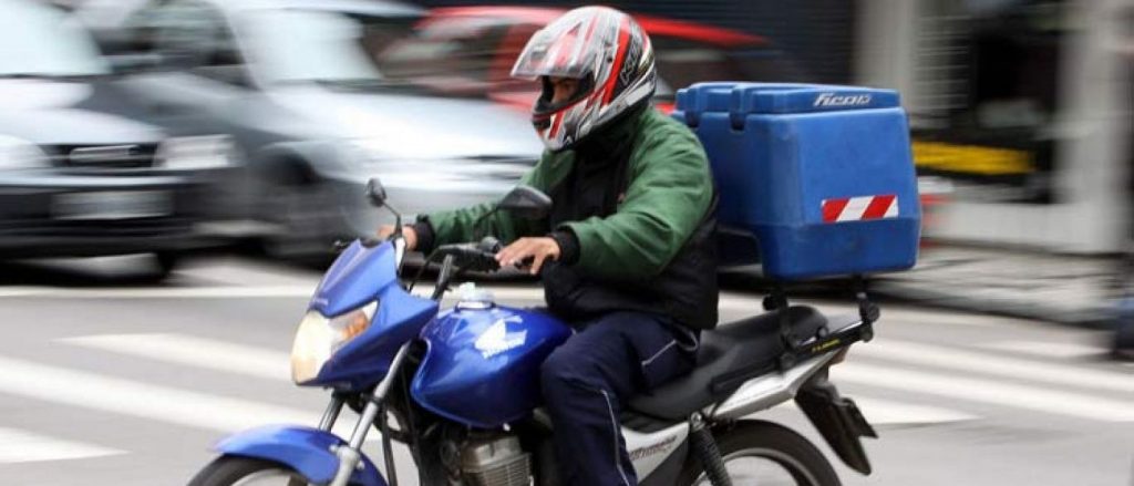 Motoboy é assaltado enquanto entregava pizza no bairro Universitário