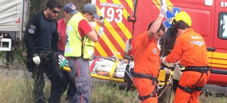 Adolescente fica gravemente ferido em acidente na BR-282 em Cordilheira