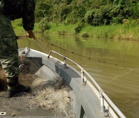 Polícia Ambiental prende 3 pessoas caçando em Saudades