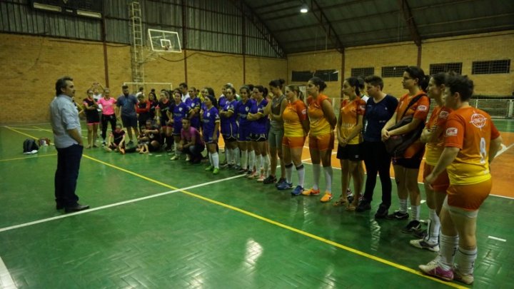 JAIC: Futsal Feminino e Master Masculino conhecem campeões