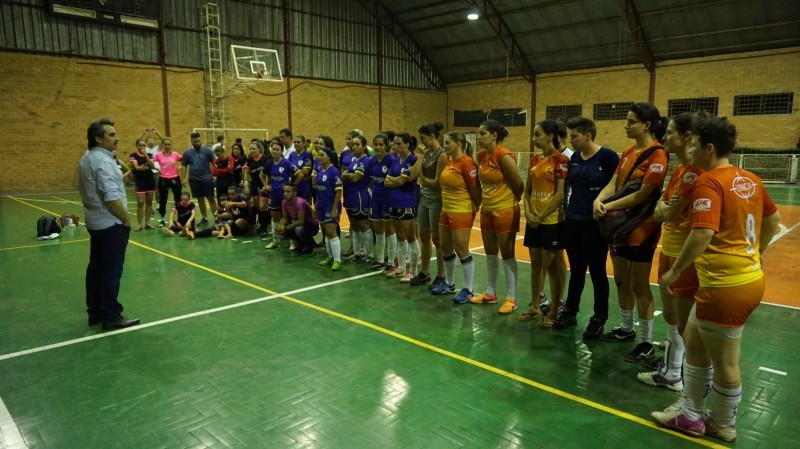 JAIC: Futsal Feminino e Master Masculino conhecem campeões