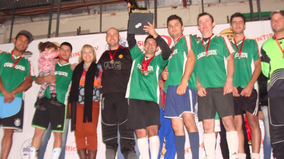 Equipe JBW foi campeã do 1º Torneio de Futsal do Siticom