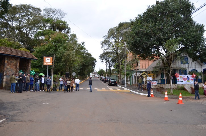 Prefeitura de Chapecó entrega pavimentação das vias de acesso ao Parque Palmital