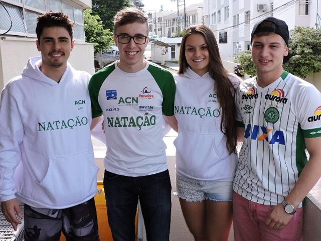 Natação de Chapecó conquista medalha em competição nacional - Chapecó -  Unochapecó