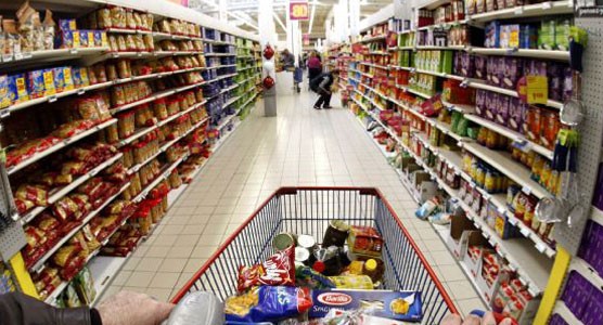 Supermercado é assaltado no bairro Esplanada