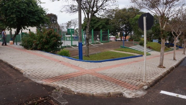 Moradores do bairro São Cristóvão recebem praça revitalizada neste sábado