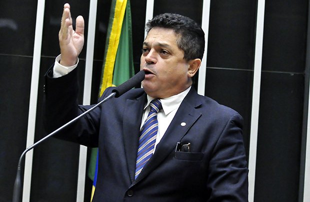 NEGADO PEDIDO DE TRABALHO AO DEPUTADO JOÃO RODRIGUES