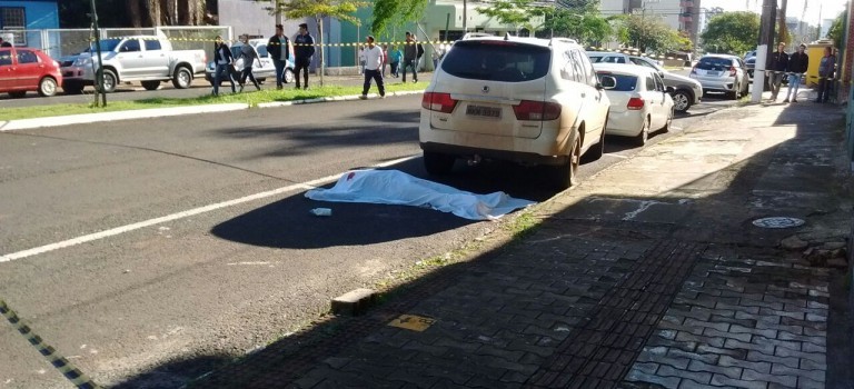 Mulher de 45 anos é morta a tiros em Chapecó