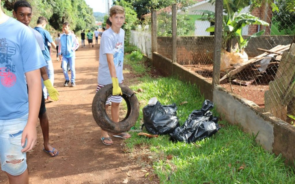 Escola mobilizada contra o mosquito