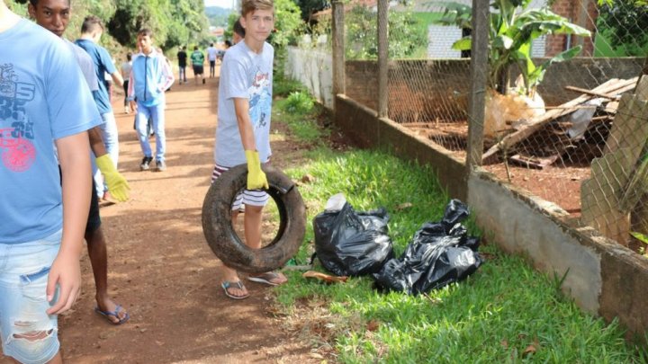 Escola mobilizada contra o mosquito