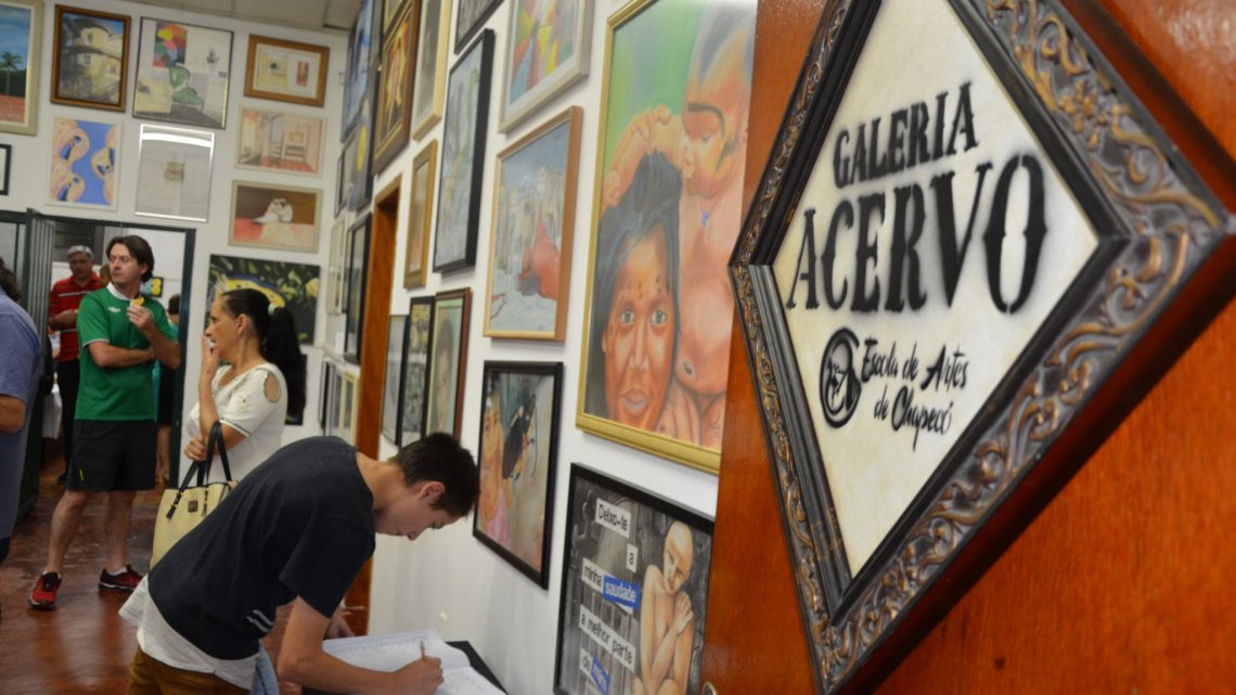 Está aberta a Galeria Acervo da Escola de Artes