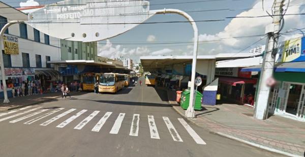 13 estabelecimentos são fechados pela Polícia após fiscalização realizada no terminal urbano de Chapecó