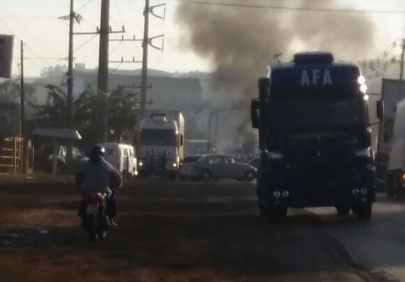 Chapecó – Moradores fazem protesto na Leopoldo Sander