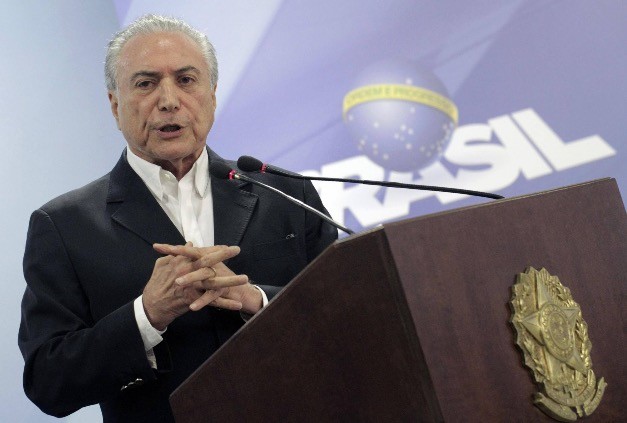 OAB decide entrar com pedido de impeachment de Michel Temer