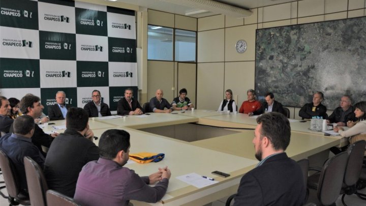 Comissão Central Organizadora da Efapi 2017 inicia preparativos da feira