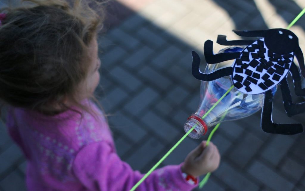 Projeto busca o desenvolvimento das habilidades artísticas e coordenação motora