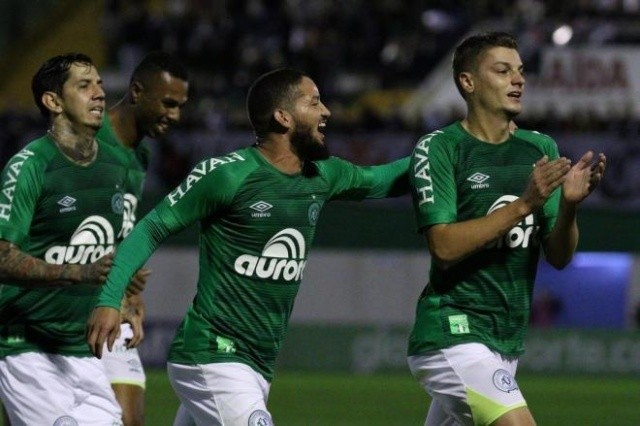 Chapecoense retoma o caminho das vitórias e fica no G-4