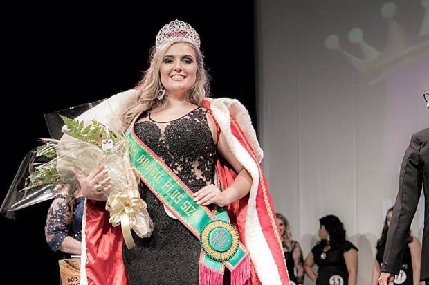 Catarinense é eleita Miss Brasil Plus Size