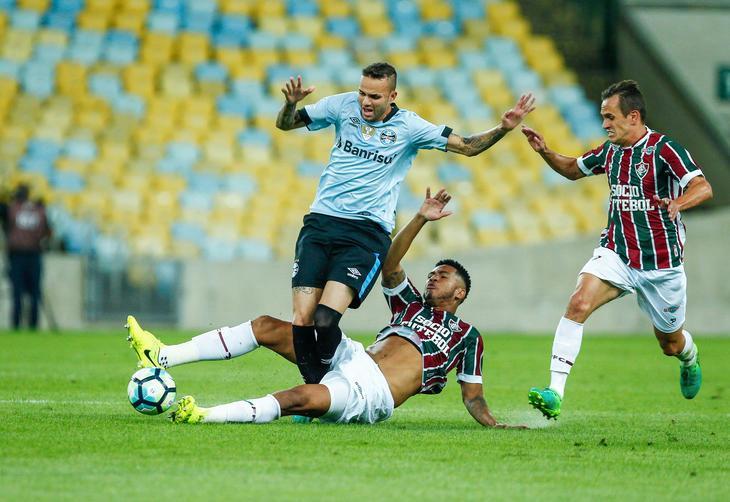 Grêmio vence o Fluminense e avança na Copa do Brasil