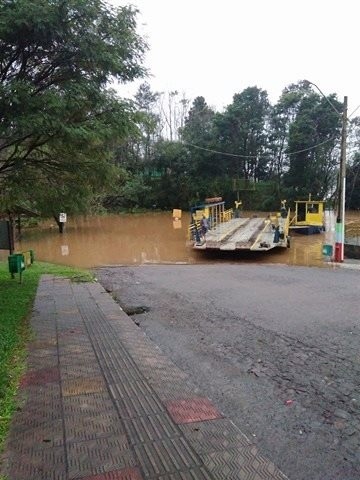 Navegação Mondaí interrompe novamente travessia no Rio Uruguai