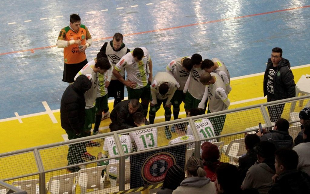 Futsal vence mais uma rodada no Catarinense