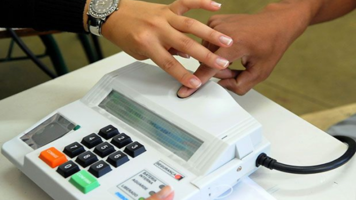 Eleitores de todos os municípios podem realizar a biometria