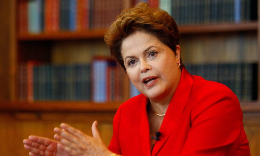 DILMA ROUSSEF MINISTRARÁ AULAS EM CURSO DE PÓS-GRADUAÇÃO