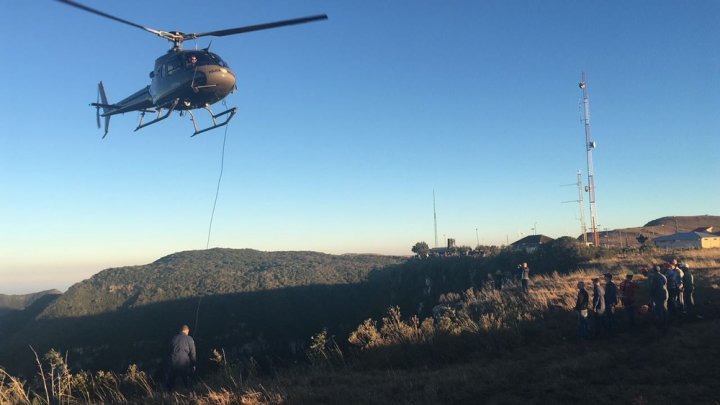 Menina de 6 anos fica ferida após cair por cerca de 30 metros na Serra do Rio do Rastro – Veja o vídeo