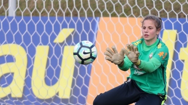Goleira da cidade de Descanso fala sobre convocação à Seleção Brasileira Sub-17