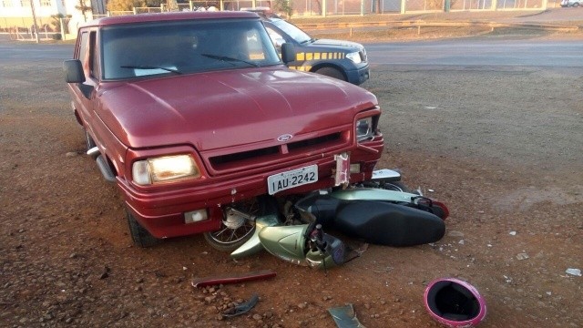 Acidente deixa duas pessoas feridas na BR-282 em Pinhalzinho