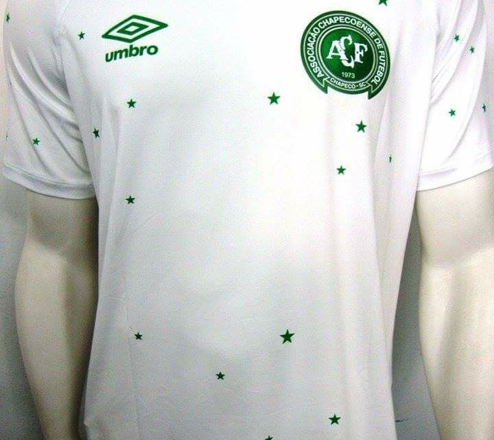 Chapecoense lança uniforme inédito para o jogo histórico contra o Barcelona