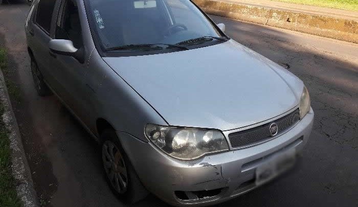 HOMEM FOGE DE BLITZ POR ESTAR DESEMPREGADO E COM DÉBITOS NO VEÍCULO, EM CHAPECÓ
