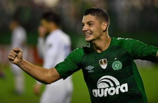 Andrei Girotto está fora Da Chapecoense