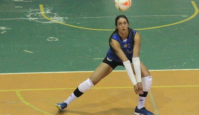 Na seleção brasileira sub-23, atleta se despede do vôlei de Chapecó com título