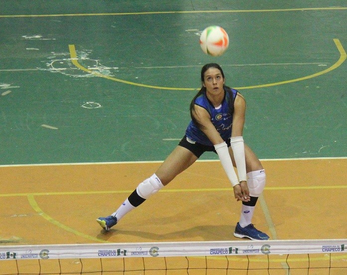 Na seleção brasileira sub-23, atleta se despede do vôlei de Chapecó com título