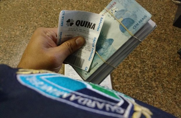 Chapecó – Mulher e vitima de bilhete premiado