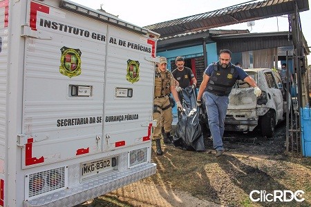 Briga de casal resulta em morte e veículo incendiado no início da tarde em Chapecó