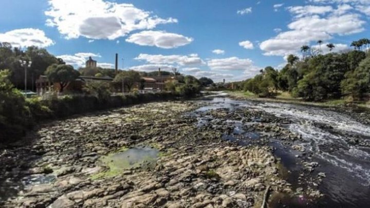 Nível de rios em 17 municípios é preocupante devido à estiagem