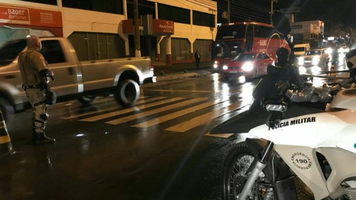 Blitz da polícia na avenida Getúlio Vargas apreende 27 CNH’s