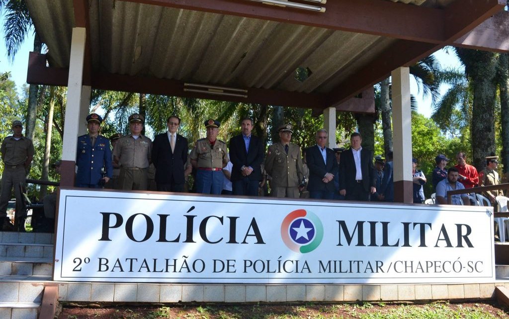 Emoção marca solenidade de promoção de militares no 2ºBPM de Chapecó