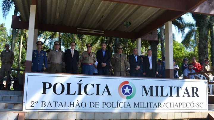 Emoção marca solenidade de promoção de militares no 2ºBPM de Chapecó