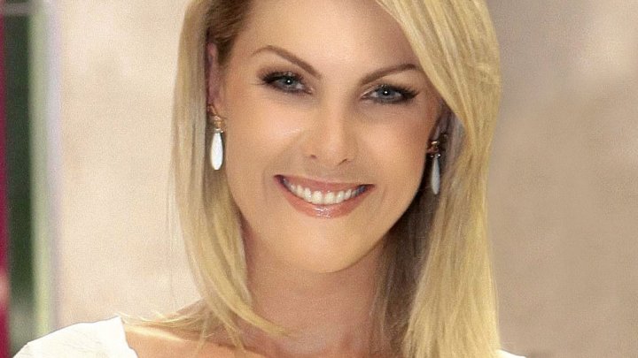 ANA HICKMANN ESTARÁ EM CHAPECÓ E XAXIM NESTA SEMANA