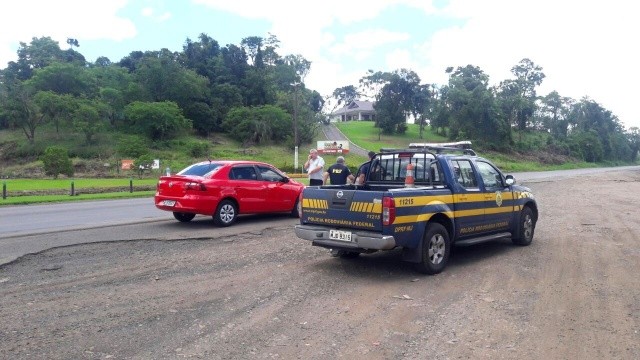 Atropelamento deixa homem gravemente ferido na BR 282