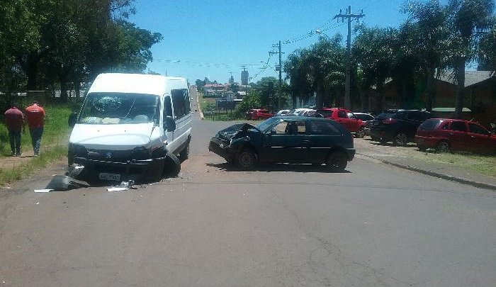 Motorista embriagado provoca acidente em Chapecó